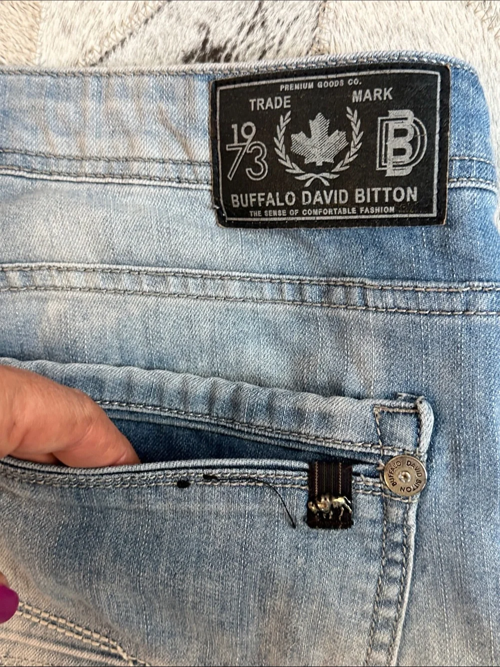 Buffalo David Bitton slim straight